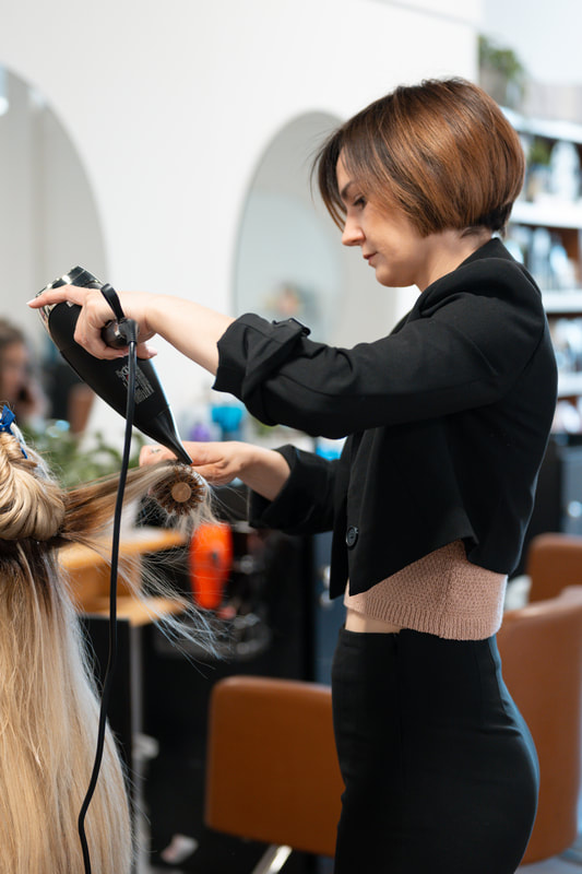 hair salon near me open Sunday